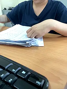 Snapshot of ThuPhuong-Tr chatting on September 2025 02:21:02 AM ThuPhuong-Tr online show from September 2025 02:21:02 AM