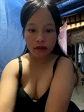 Snapshot of O_o_UwU_o_O chatting on October 2025 01:57:01 AM O o UwU o O online show from October 2025 01:57:01 AM