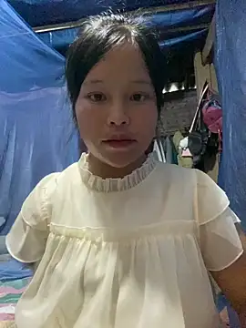 Snapshot of O_o_UwU_o_O chatting on October 2025 08:27:01 AM O o UwU o O online show from October 2025 08:27:01 AM