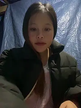 Snapshot of O_o_UwU_o_O chatting on December 2025 01:55:02 AM O o UwU o O online show from December 2025 01:55:02 AM