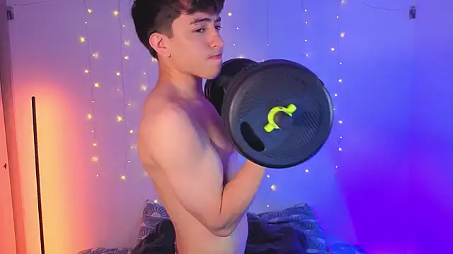 onlinenico online show from December 2025 08:13:01 PM