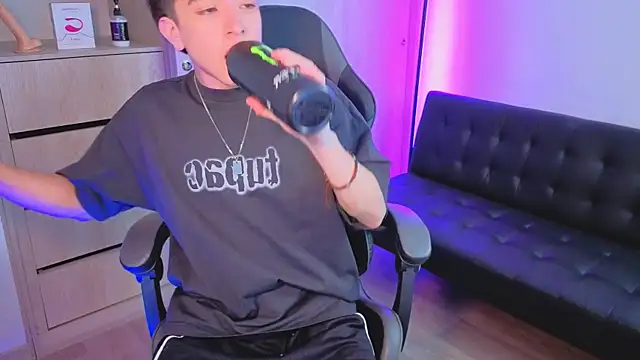 onlinenico online show from October 2025 08:08:02 PM