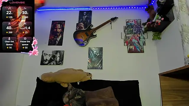 moonligth18 online show from February 2026 10:32:01 PM