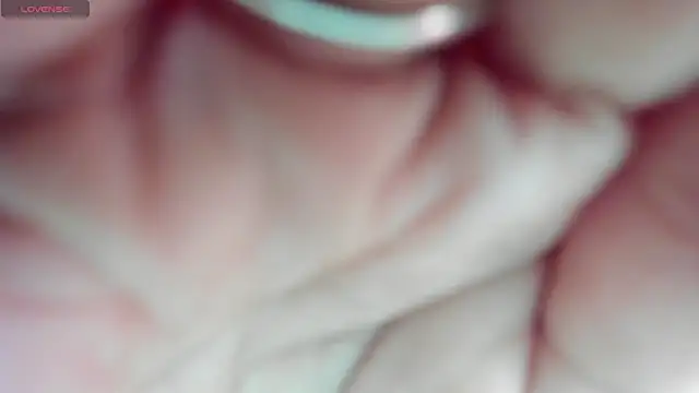 moonligth18 online show from May 2026 08:49:02 PM