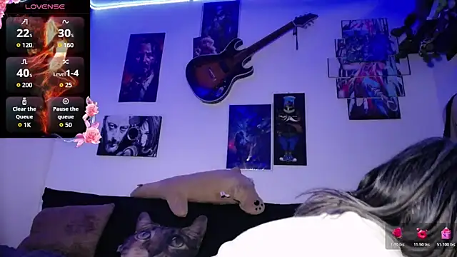 moonligth18 online show from November 2025 11:30:01 PM