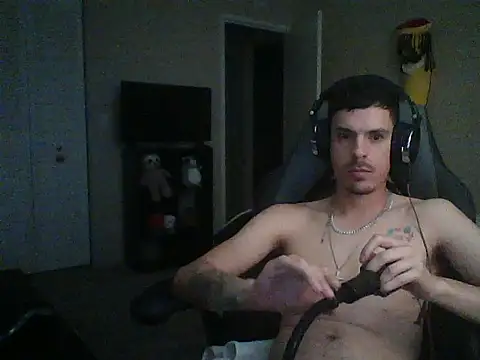 Snapshot of latinosatiro94 chatting on October 2025 11:00:02 AM latinosatiro94 online show from October 2025 11:00:02 AM