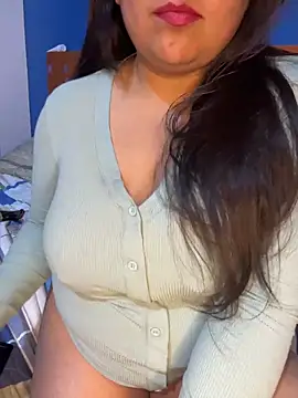 Luci Sweet22 online show from March 2026 11:17:02 PM