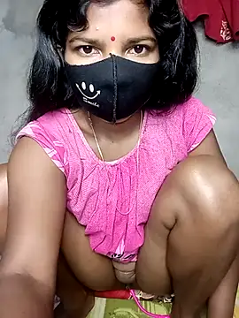 Snapshot of Renuka_GG chatting on December 2025 01:11:01 AM Renuka GG online show from December 2025 01:11:01 AM