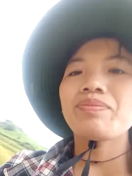 ngan-cute online show from September 2025 01:50:02 AM