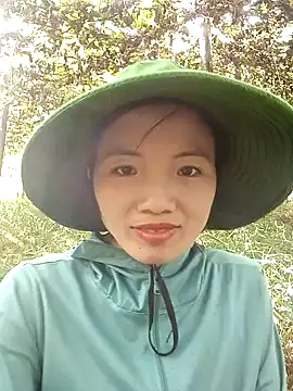 ngan-cute online show from October 2025 01:29:01 AM