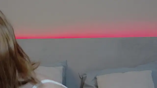 MarianeSun online show from June 2026 03:45:02 AM