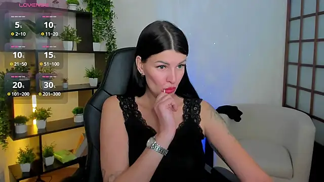 Snapshot of O1d_Lady chatting on November 2025 08:25:01 AM O1d Lady online show from November 2025 08:25:01 AM