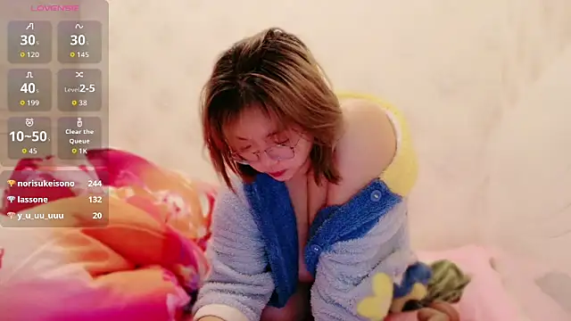 Snapshot of E-cup2 chatting on February 2026 04:58:02 PM E-cup2 online show from February 2026 04:58:02 PM