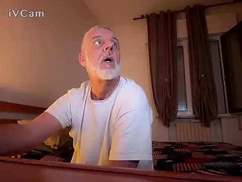 Pigna16PSRN online show from April 2026 06:05:01 PM