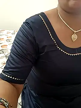 Snapshot of angel_ridhi chatting on September 2025 05:06:02 AM angel ridhi online show from September 2025 05:06:02 AM