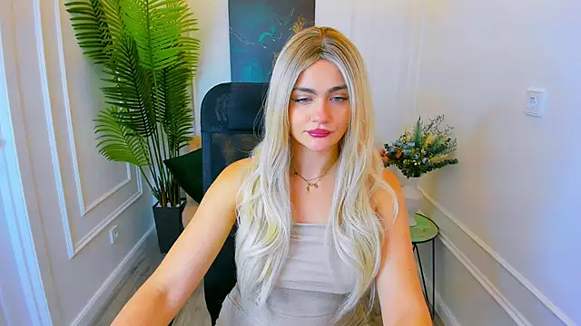 LeslieMineg online show from September 2025 07:51:02 PM