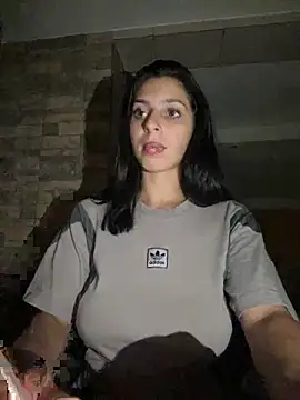 Laraa201 online show from October 2025 09:23:02 PM