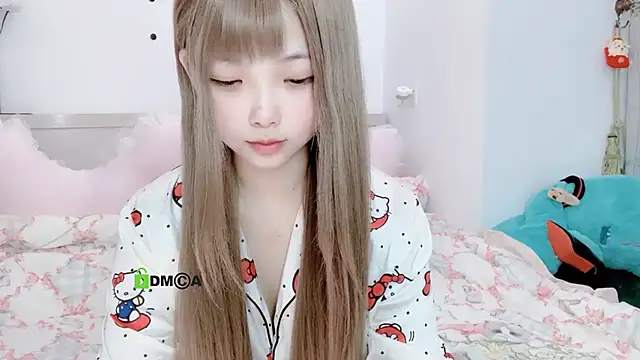 liuruyuan888 online show from September 2025 10:11:01 AM