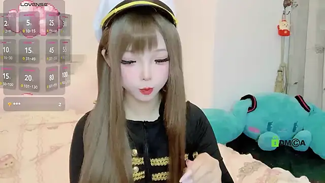 liuruyuan888 online show from October 2025 04:50:01 PM