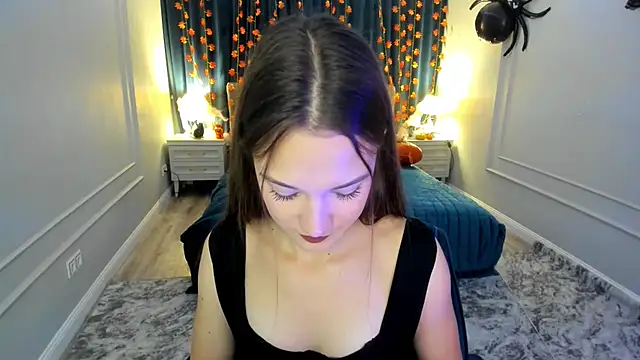 Snapshot of SusanMayer chatting on October 2025 01:55:02 PM SusanMayer online show from October 2025 01:55:02 PM