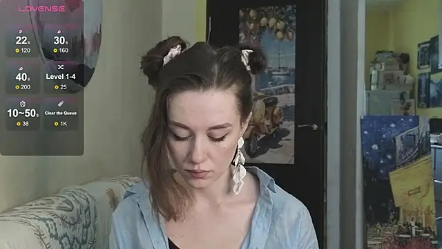 SkyHelen online show from April 2026 07:03:01 AM