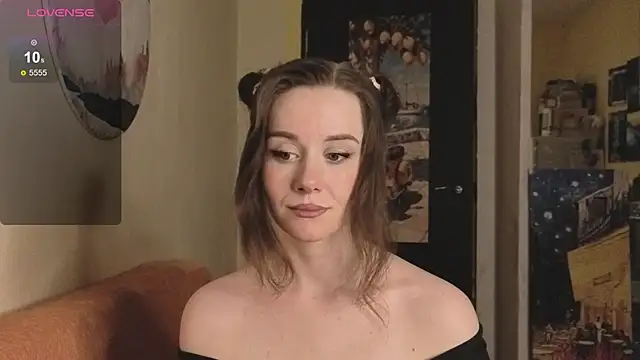 SkyHelen online show from April 2026 04:00:01 PM