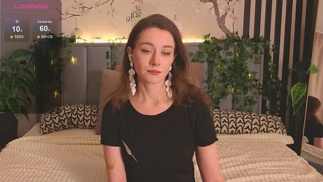 SkyHelen online show from January 2026 04:28:02 AM