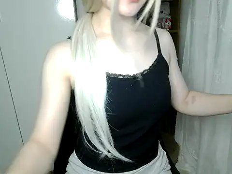 Annabelle-e online show from February 2026 04:17:02 PM