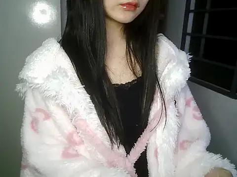 Annabelle-e online show from November 2025 09:18:02 PM