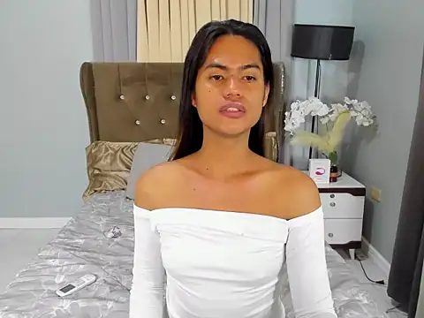 Snapshot of 1HotAsianTS chatting on October 2025 03:52:01 PM 1HotAsianTS online show from October 2025 03:52:01 PM