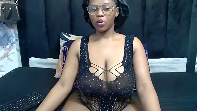 SexyBaddieXXX online show from June 2026 06:02:02 PM