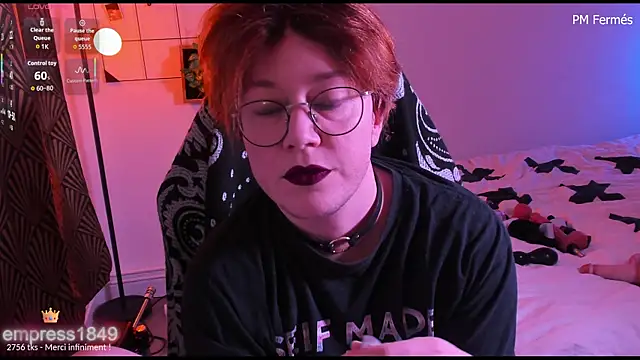 MossPrince online show from November 2025 06:08:01 PM