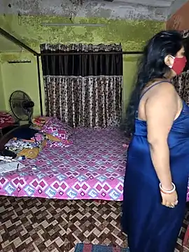 Smile-quien online show from November 2025 10:16:01 AM