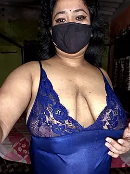 Smile-quien online show from November 2025 03:01:01 AM