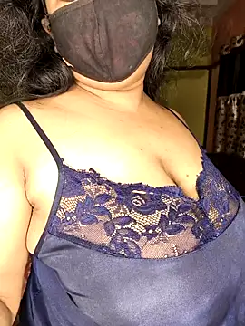 Smile-quien online show from October 2025 03:25:02 AM