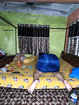 Smile-quien online show from September 2025 04:35:02 PM