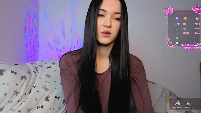 Veliora online show from December 2025 05:41:02 PM