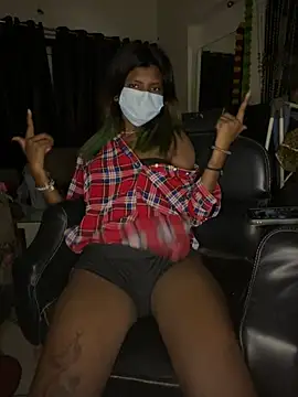 Snapshot of Bold_beautyxx chatting on January 2026 10:24:01 PM Bold beautyxx online show from January 2026 10:24:01 PM