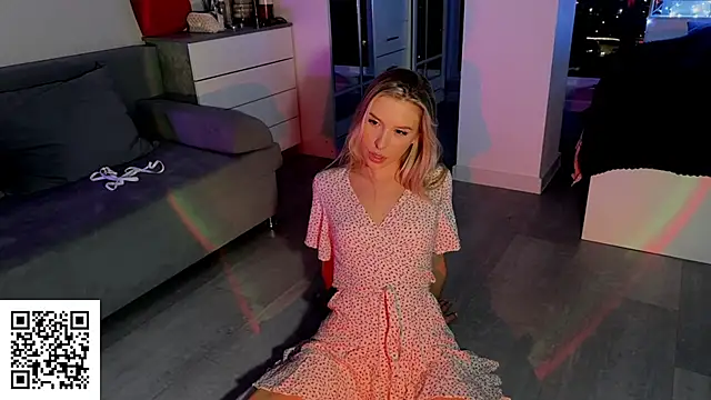 Snapshot of ElysiaXo chatting on November 2025 10:41:02 PM ElysiaXo online show from November 2025 10:41:02 PM