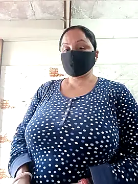 Rakhi sawant143 online show from November 2025 02:01:03 AM