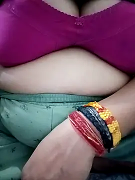 Snapshot of Rakhi_sawant143 chatting on October 2025 04:52:01 PM Rakhi sawant143 online show from October 2025 04:52:01 PM