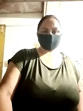 Rakhi sawant143 online show from November 2025 03:00:02 PM