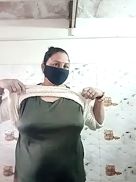 Rakhi sawant143 online show from December 2025 02:12:02 AM