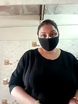 Rakhi sawant143 online show from November 2025 02:43:02 AM