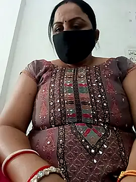 Rakhi sawant143 online show from November 2025 07:13:02 AM