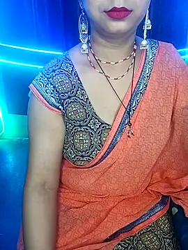 Snapshot of Oh_011 chatting on June 2026 04:38:02 PM Oh 011 online show from June 2026 04:38:02 PM