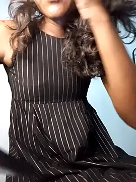 venuki ihalagamage online show from May 2026 04:32:02 PM