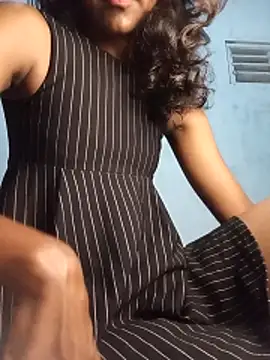 venuki ihalagamage online show from April 2026 04:37:01 PM