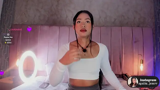 agatha jener online show from May 2026 11:35:01 AM