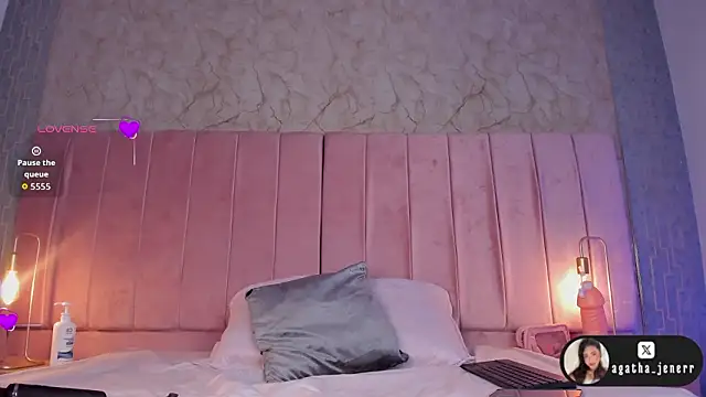 agatha jener online show from March 2026 11:33:02 AM